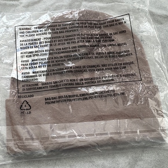 ✨SOLD✨ NEW Unisex Arc’teryx Word Toque - Velvet Sand O/S - Picture 4 of 4